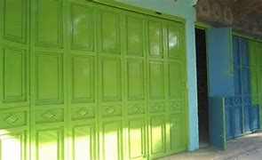 Pintu Warung Lipat Kayu